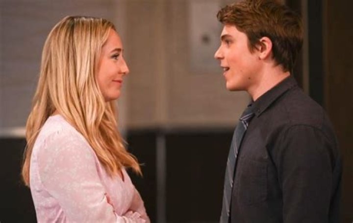 Joss’ Distaste For Dex’s Lifestyle Leads Her To Consider Something New