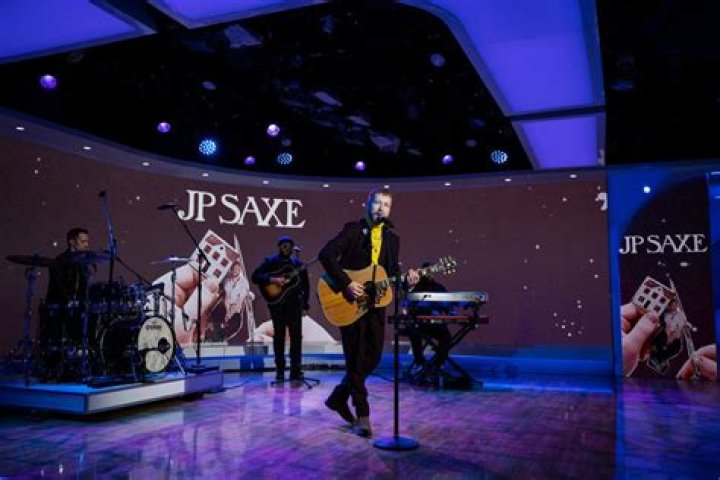 JP Saxe Wants Listeners to Hold Onto “The Good Parts” of Previous Relationships in New Song (Exclusive) – Celeb Secrets